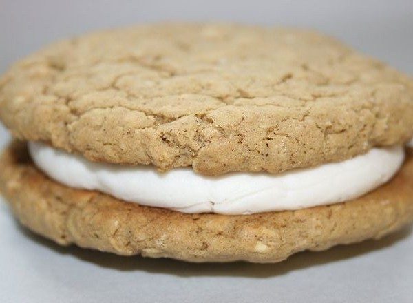 Big-S-Oatmeal-Cookie-600x440-1.jpg BIGS OATMEAL COOKIE